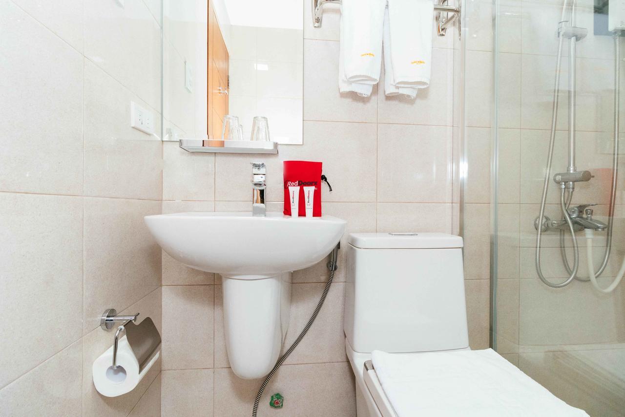 Reddoorz Premium @ Sampaloc Makati Otel Makati City Dış mekan fotoğraf