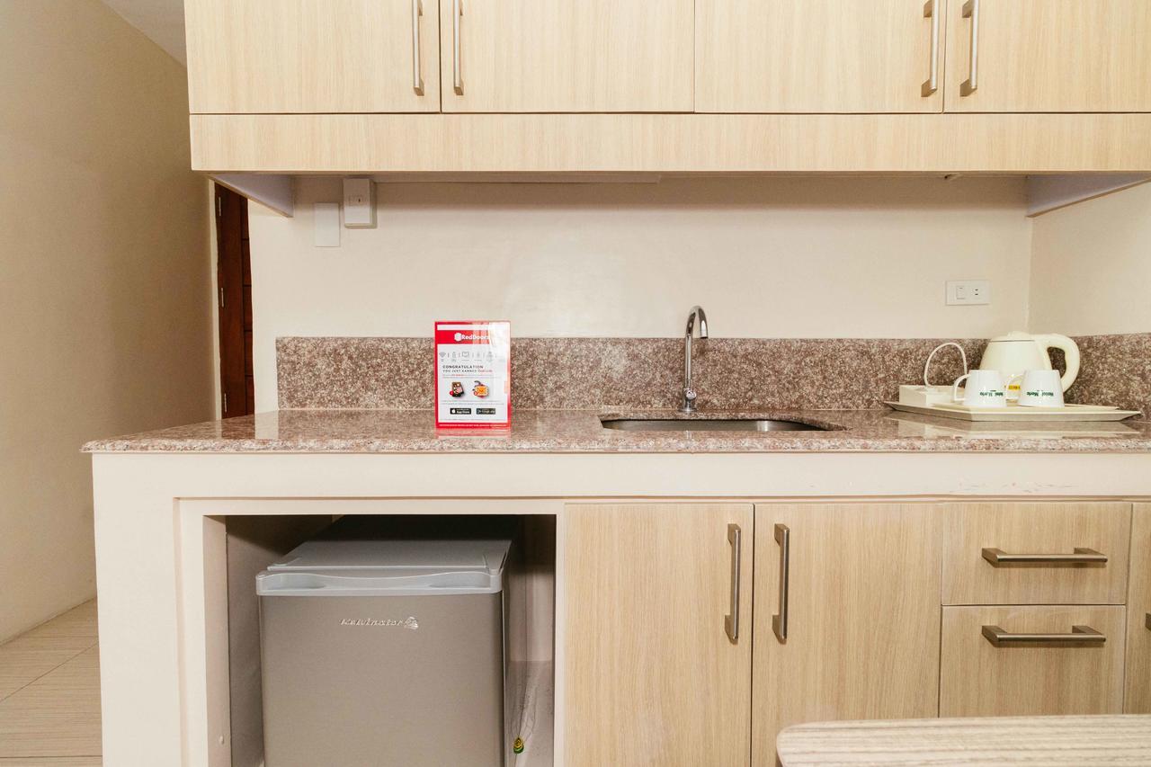 Reddoorz Premium @ Sampaloc Makati Otel Makati City Dış mekan fotoğraf