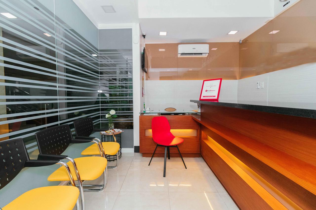 Reddoorz Premium @ Sampaloc Makati Otel Makati City Dış mekan fotoğraf