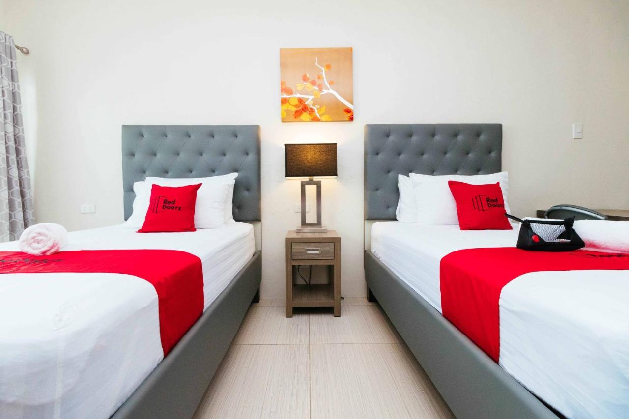 Reddoorz Premium @ Sampaloc Makati Otel Makati City Dış mekan fotoğraf