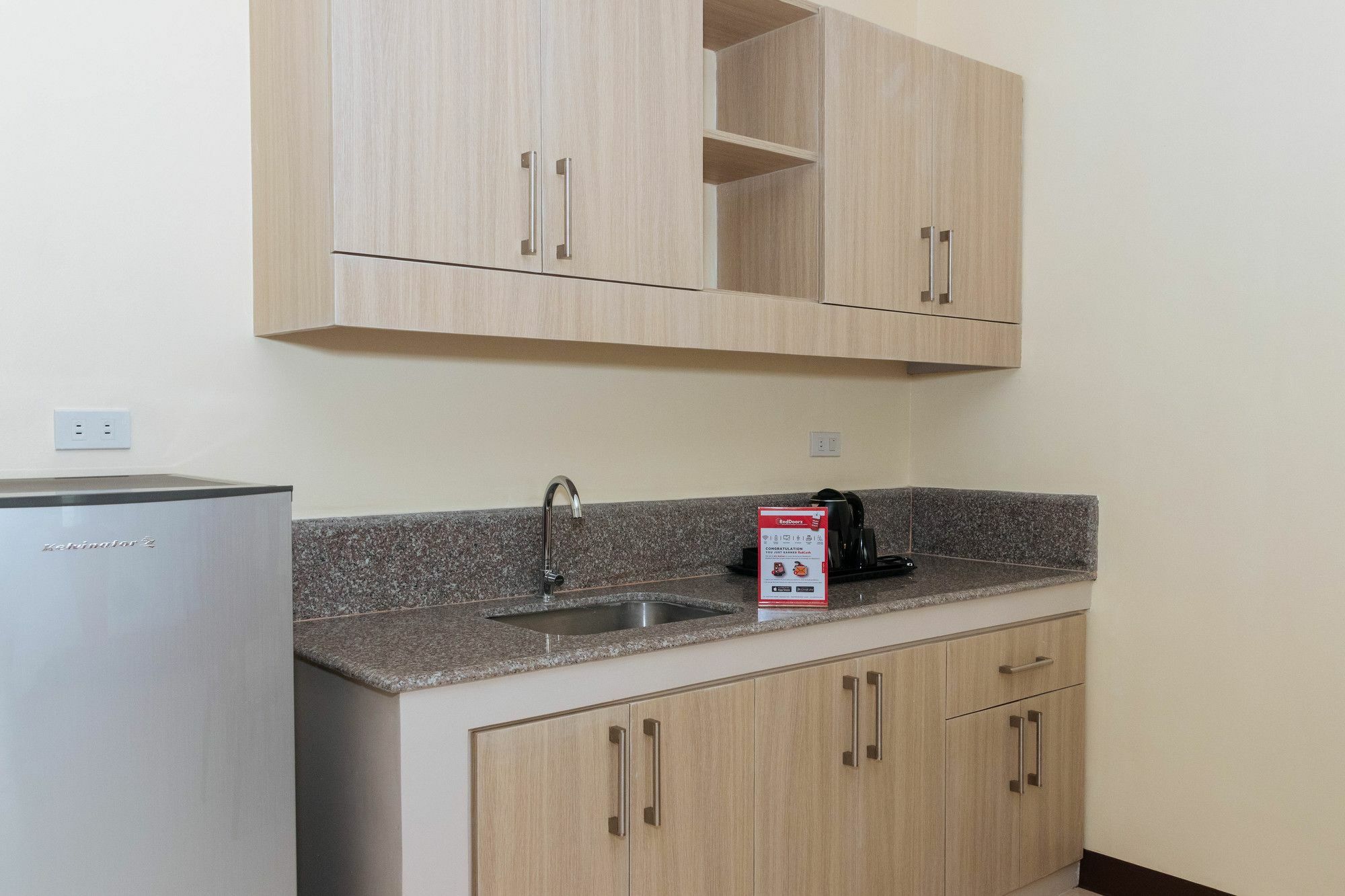 Reddoorz Premium @ Sampaloc Makati Otel Makati City Dış mekan fotoğraf